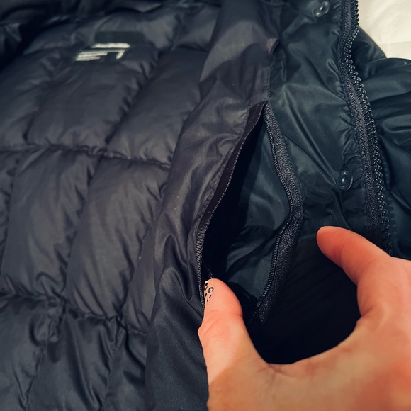 THE NORTH FACE
Metropolis III 550 Fill Power
Down Hooded Parka in
BLACK - Picture 8 of 12
